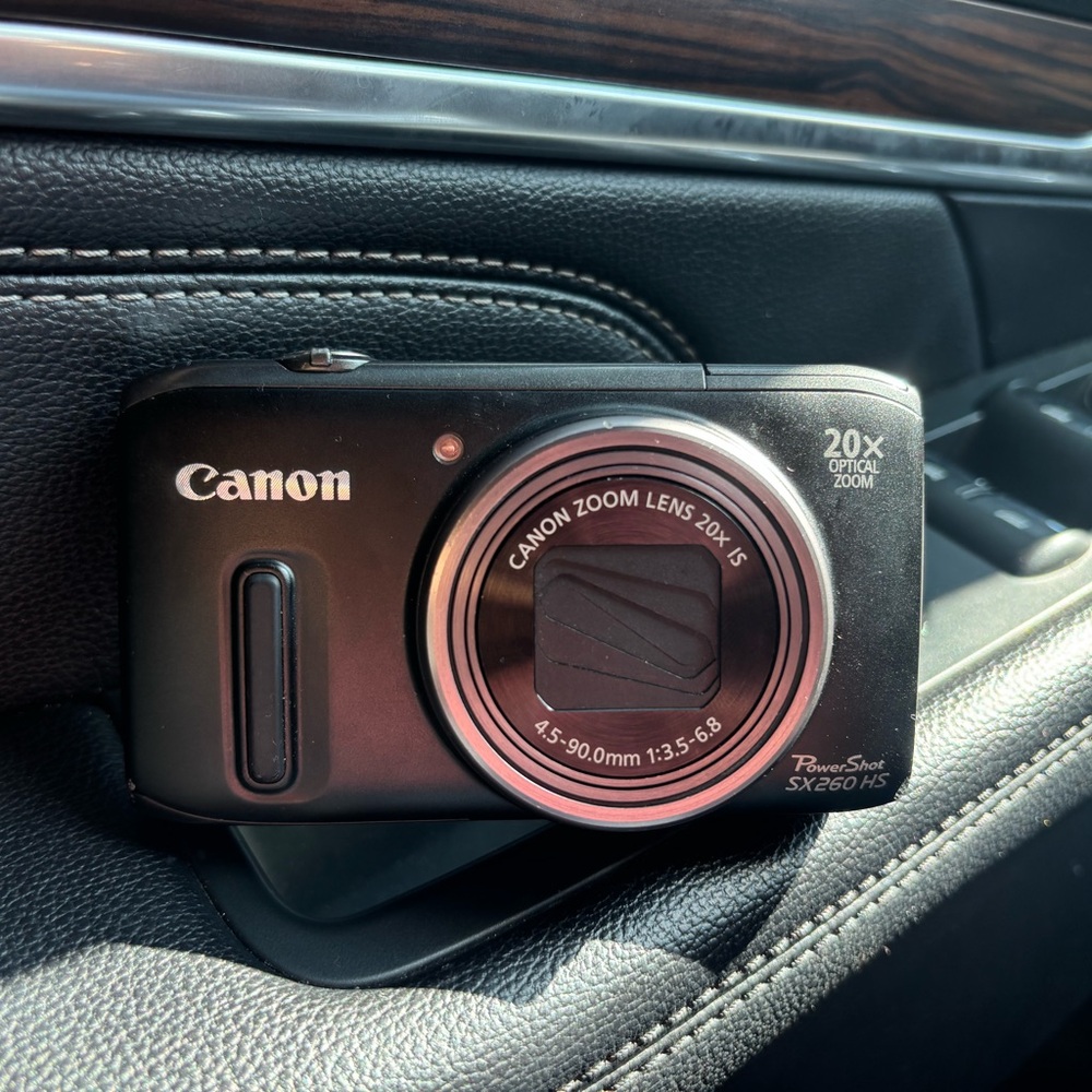 Canon PowerShot SX260 HS in Black